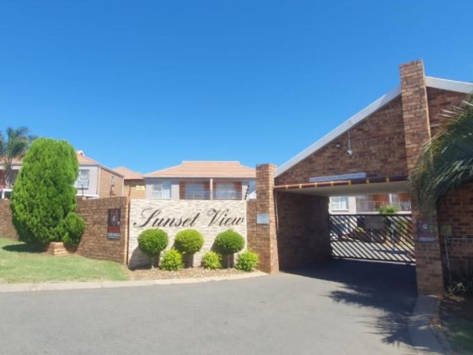 2 Bedroom Apartment for Sale For Sale in Liefde en Vrede - MR679467