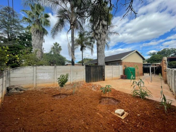 4 Bedroom House to Rent in Polokwane - Property to rent - MR679469