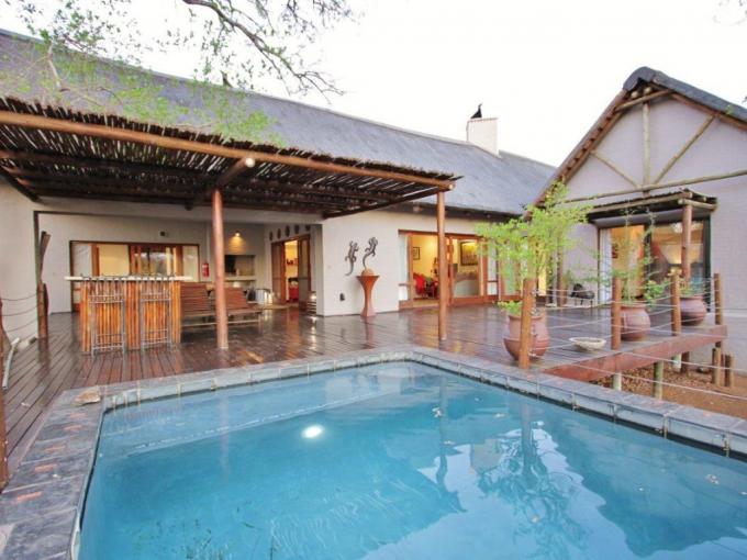 4 Bedroom House to Rent in Hoedspruit - Property to rent - MR679498