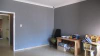 Dining Room - 16 square meters of property in South Crest