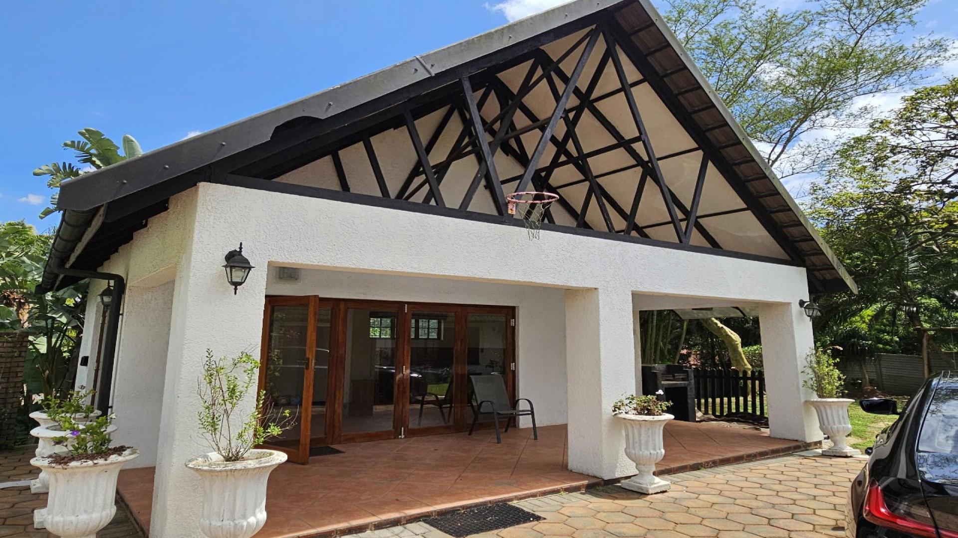 Backyard of property in Woodside