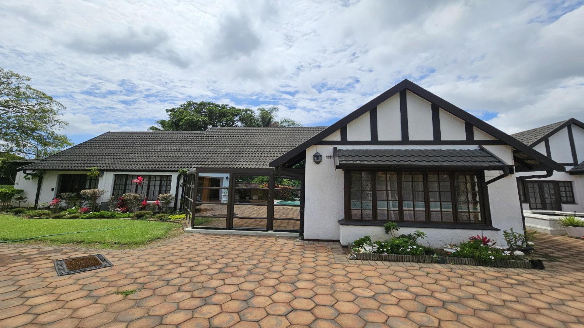 Front View of property in Woodside