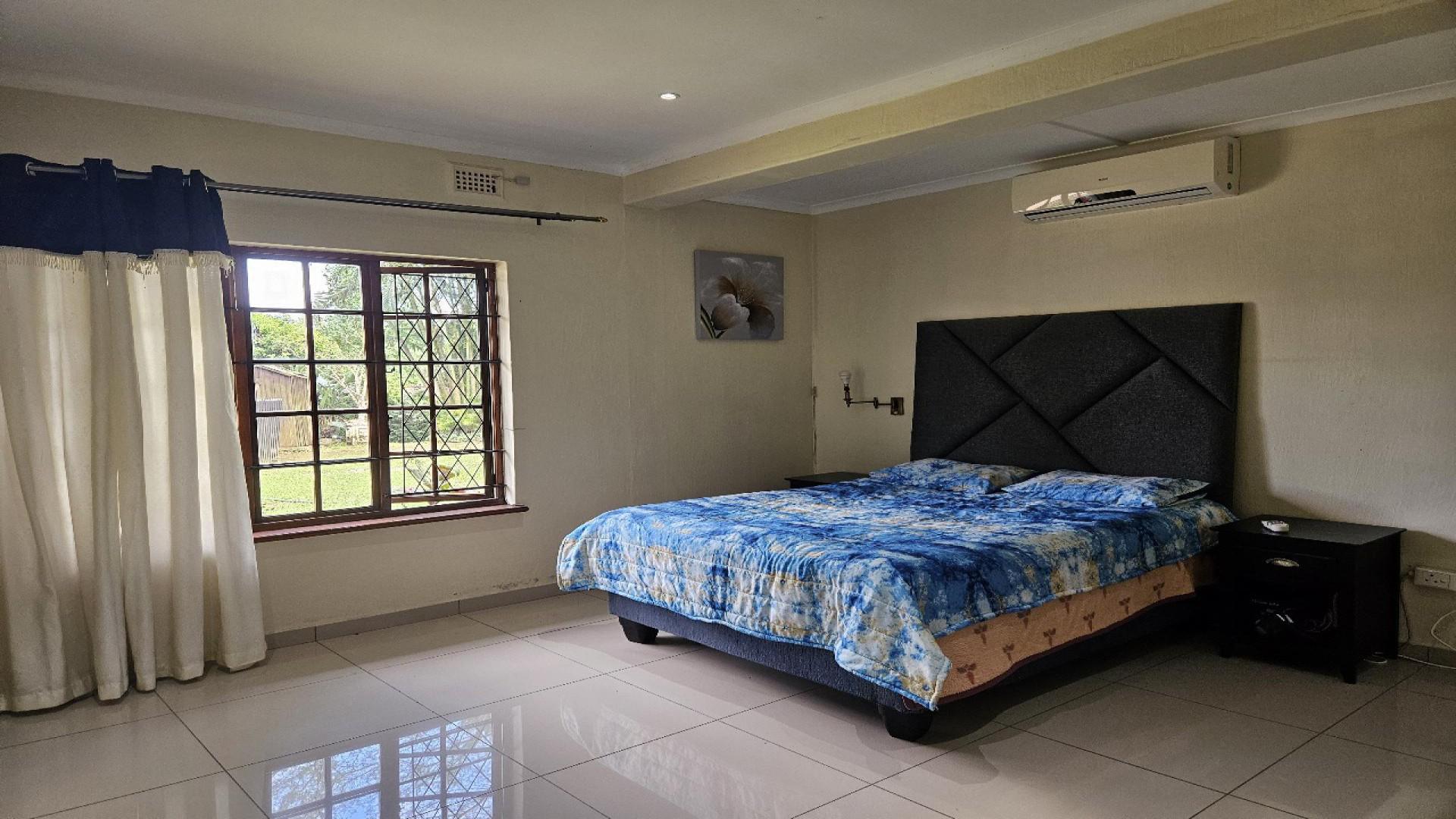 Bed Room 2 of property in Woodside