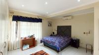 Main Bedroom - 28 square meters of property in Woodside