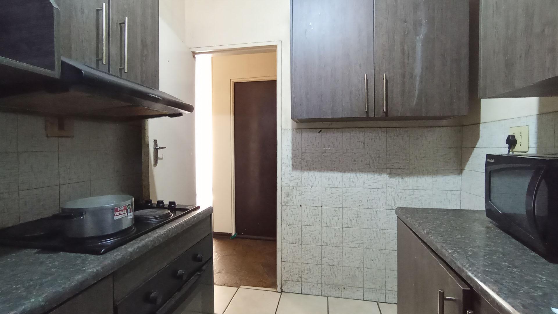 Kitchen - 7 square meters of property in Sunnyside