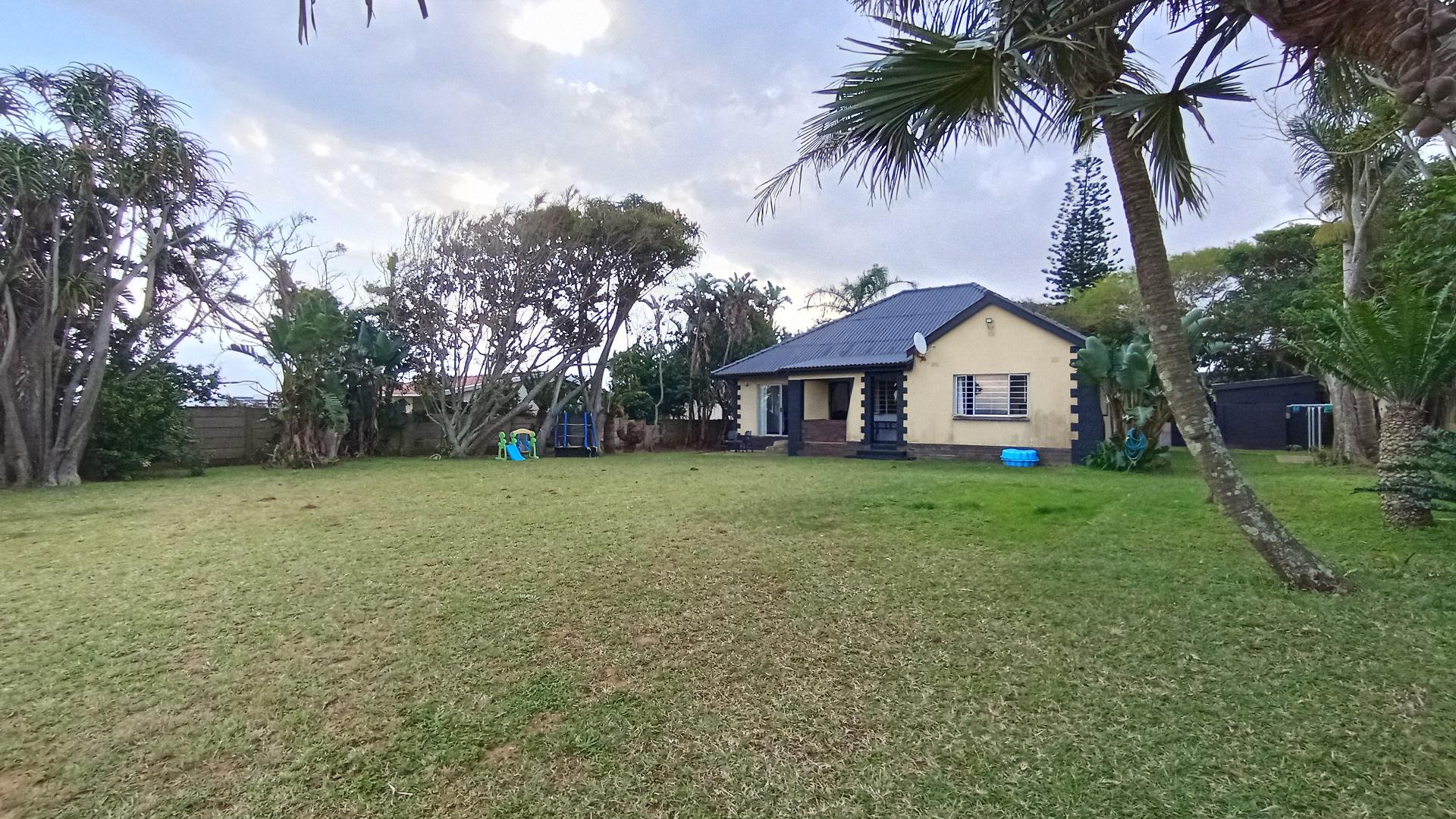 Backyard of property in Amanzimtoti 