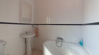 Main Bathroom - 8 square meters of property in Meyerspark