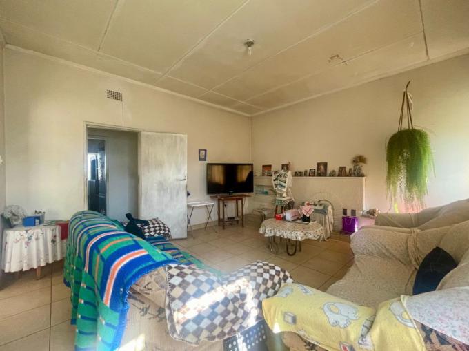 3 Bedroom Apartment for Sale For Sale in Turffontein - MR679579