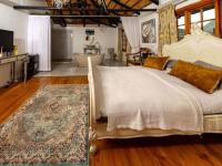  of property in Queenstown