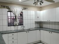  of property in Geelhoutpark