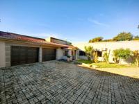 4 Bedroom 3 Bathroom House for Sale for sale in Olifants Nek