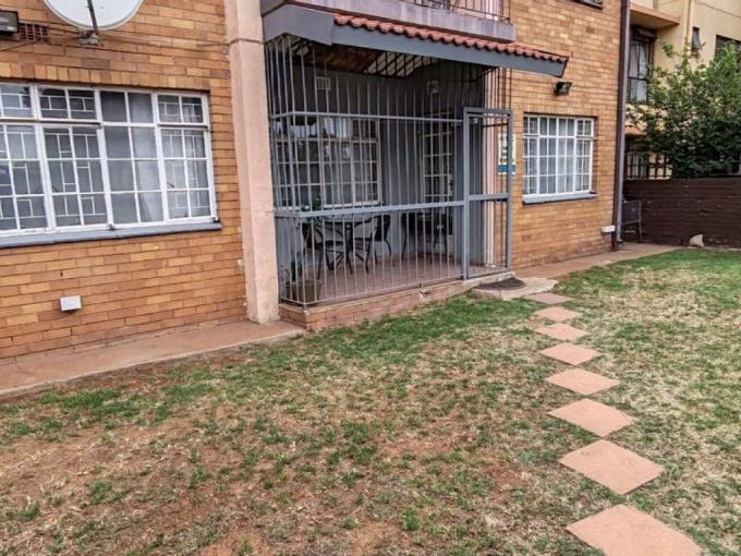 2 Bedroom House for Sale For Sale in Vanderbijlpark - MR679606