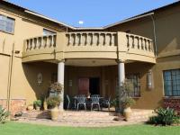 6 Bedroom 3 Bathroom House for Sale for sale in Olifants Nek