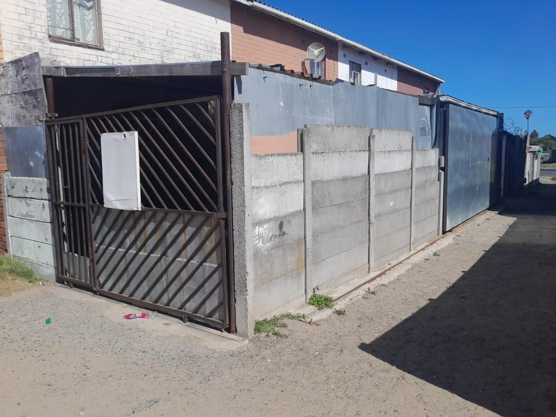  of property in Avonwood