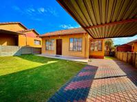 2 Bedroom 1 Bathroom Simplex for Sale for sale in Ormonde