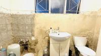 Bathroom 1 of property in Woodmere