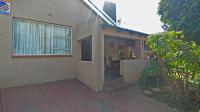 Front View of property in Woodmere