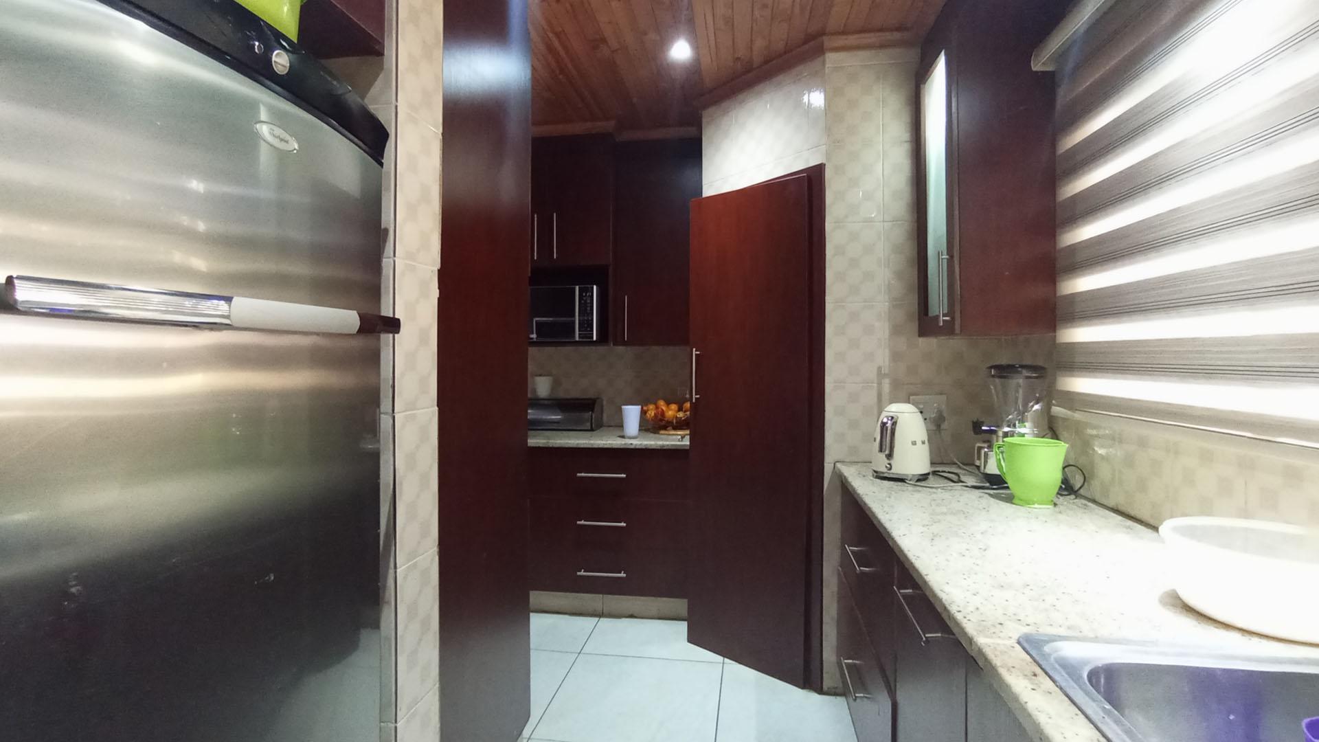 Kitchen - 17 square meters of property in Amandasig