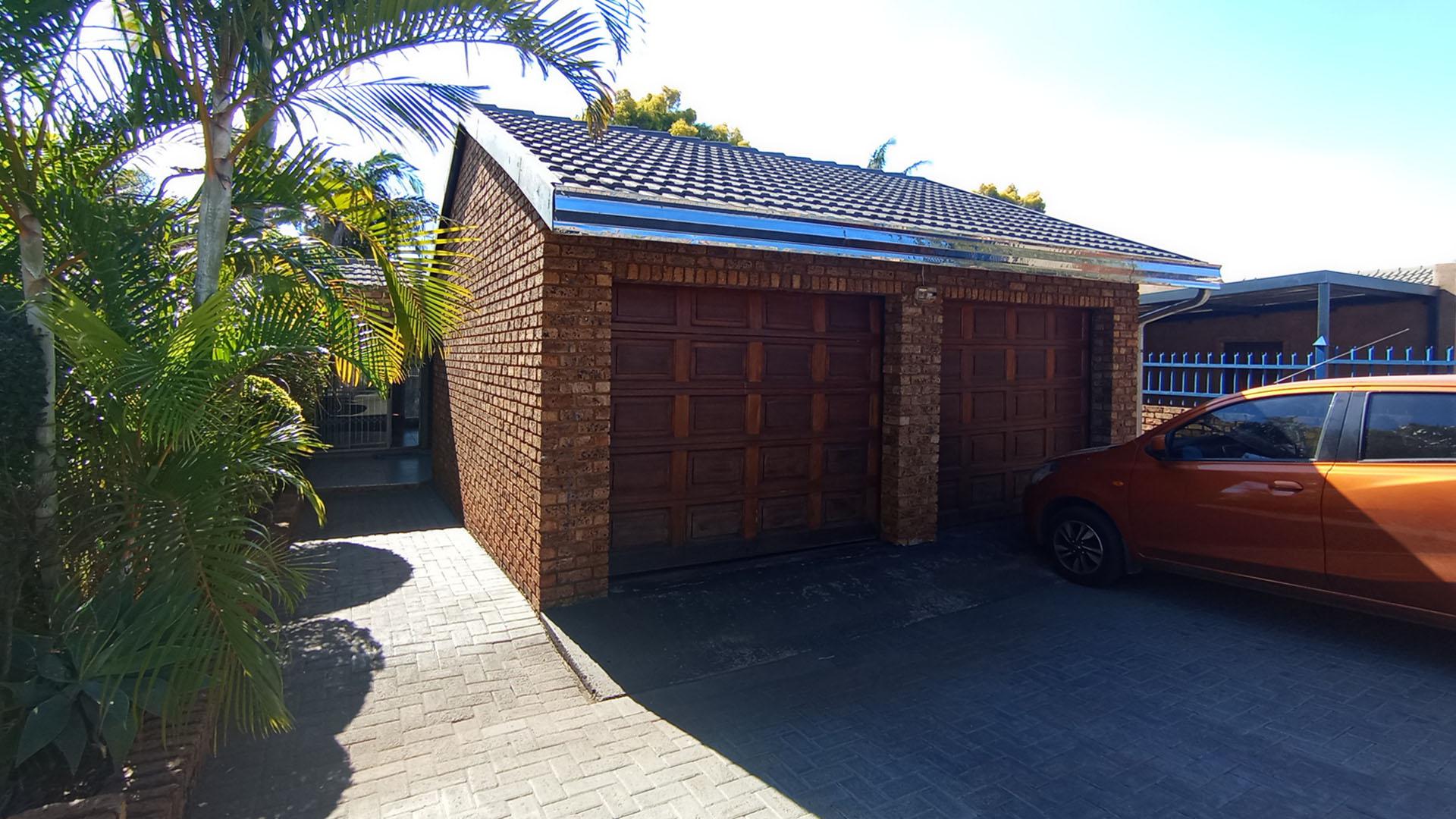 Front View of property in Amandasig