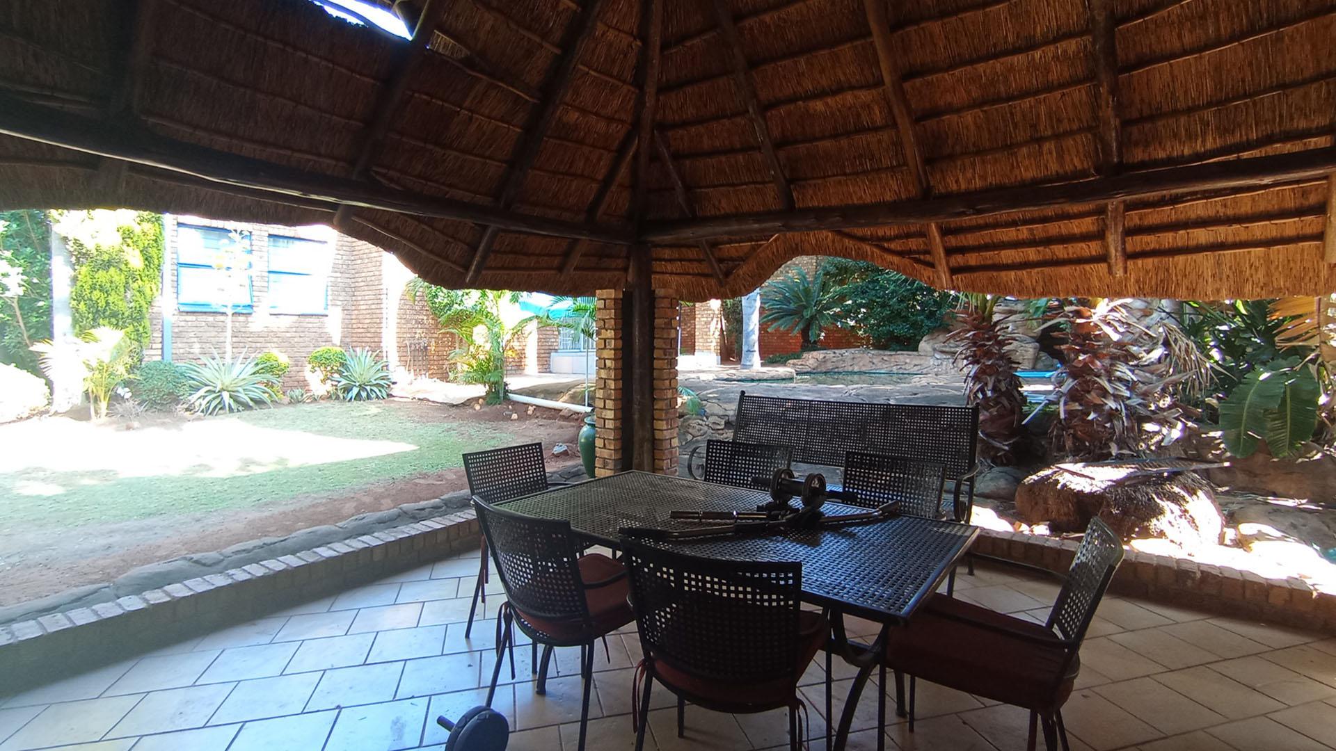 Entertainment of property in Amandasig