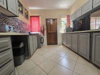  of property in Meer En See