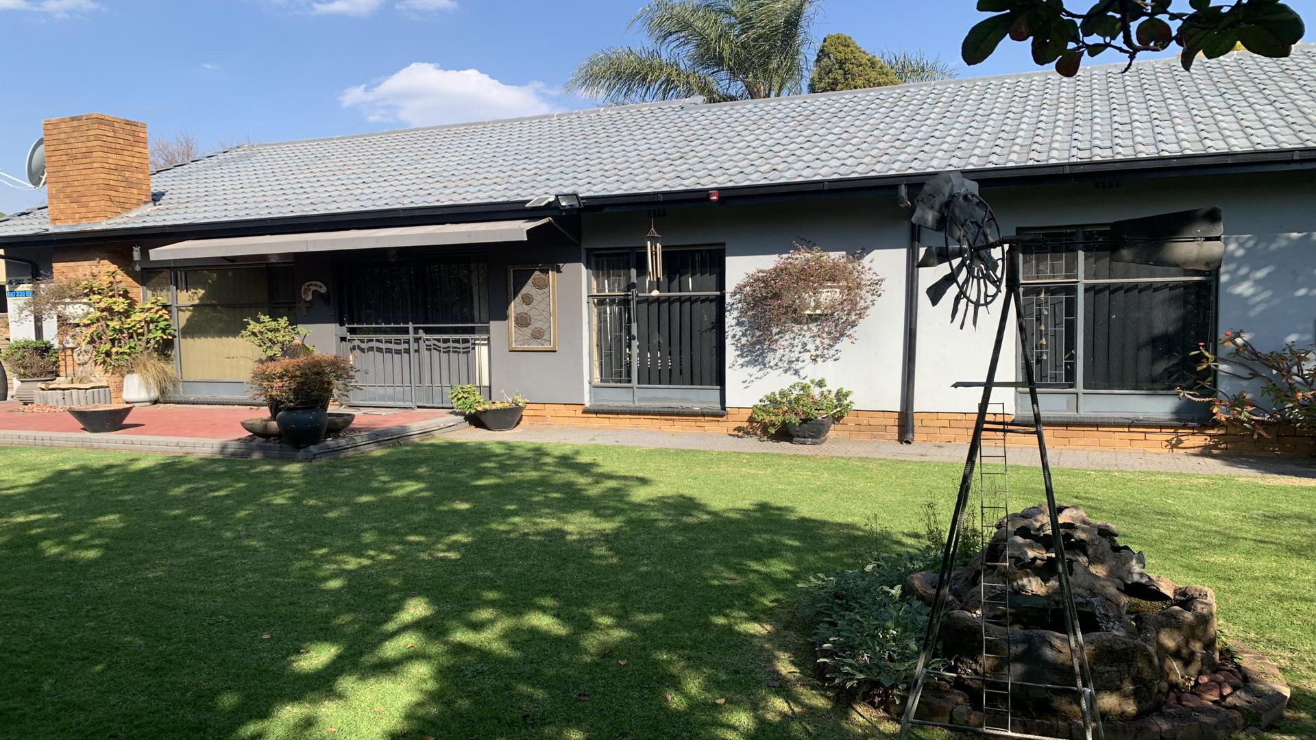 Front View of property in Vanderbijlpark