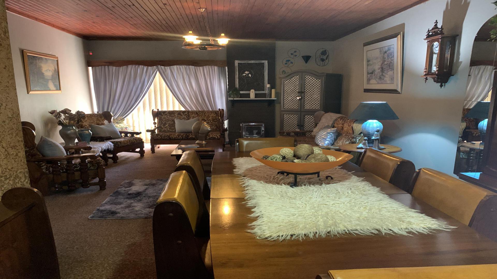 Dining Room of property in Vanderbijlpark