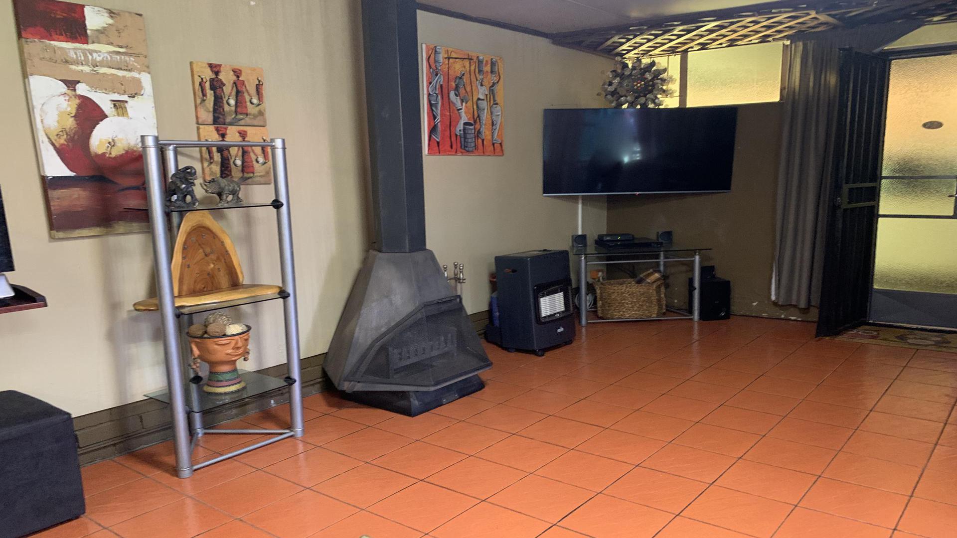 Lounges of property in Vanderbijlpark