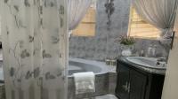 Bathroom 1 of property in Vanderbijlpark