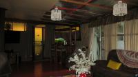 Lounges - 57 square meters of property in Vanderbijlpark