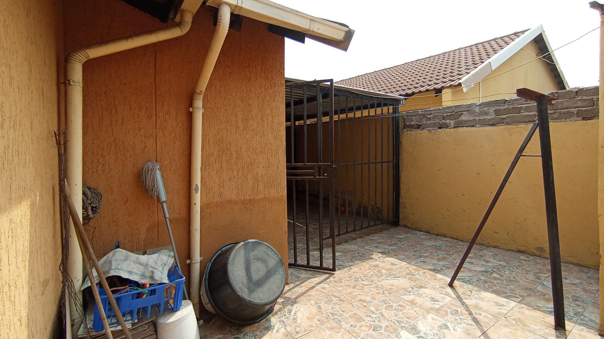 Backyard of property in Mabopane