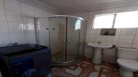 Bathroom 1 of property in Mabopane