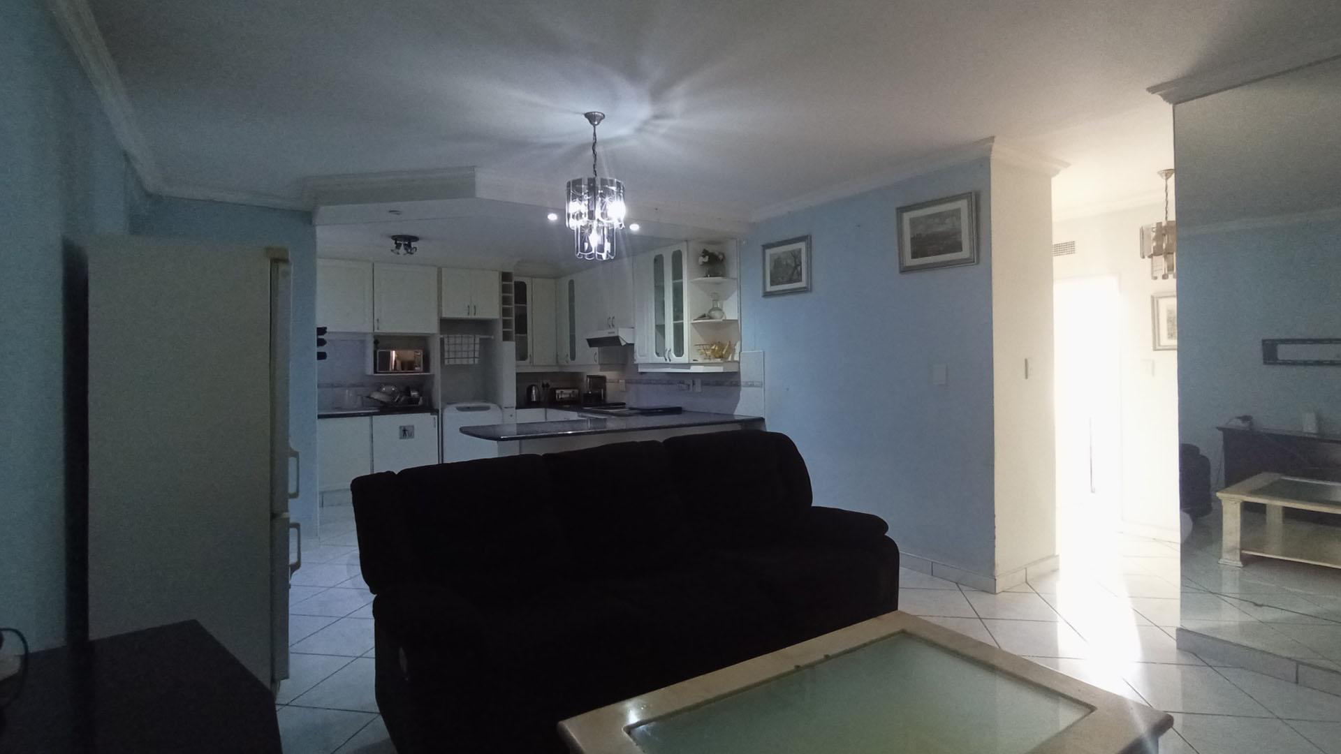 Lounges - 22 square meters of property in Sunnyside