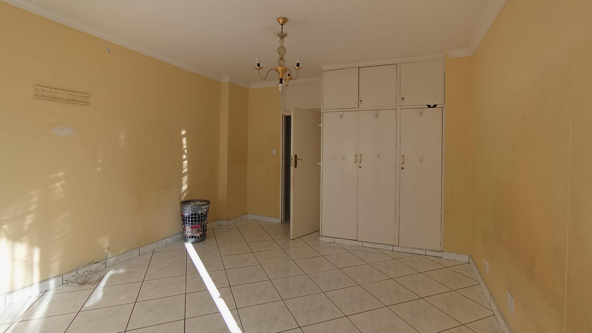 Bed Room 3 - 25 square meters of property in Sunnyside