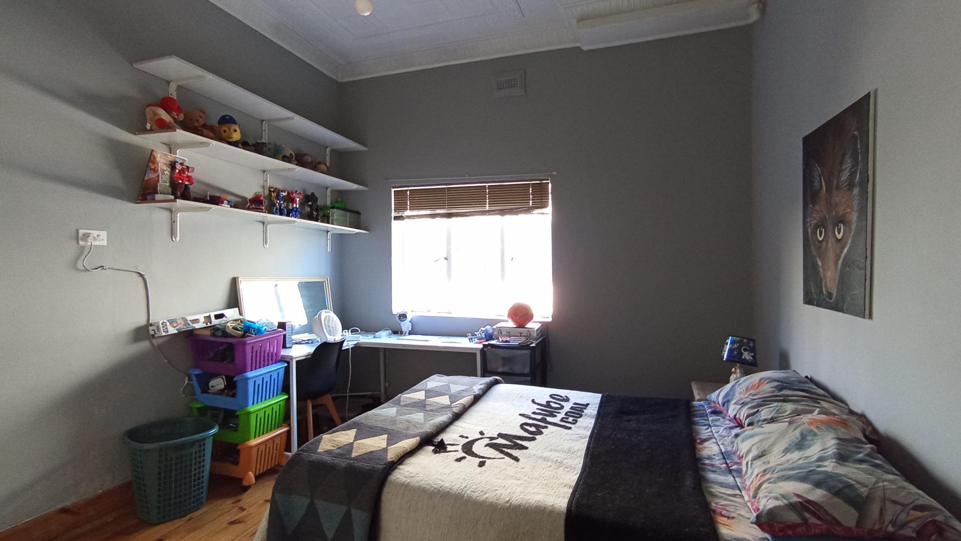 Bed Room 1 - 31 square meters of property in Kensington - JHB