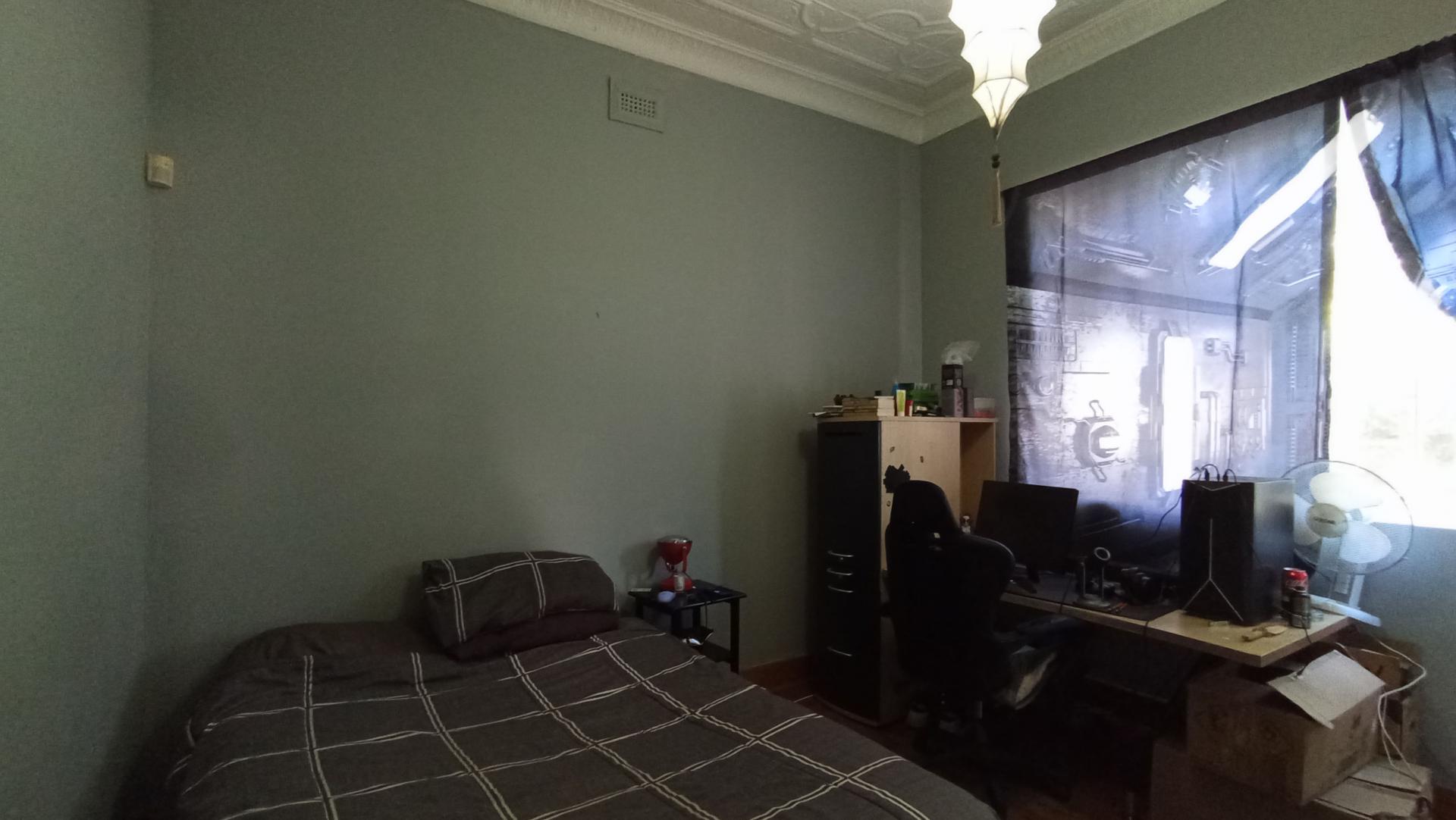 Bed Room 2 - 14 square meters of property in Kensington - JHB
