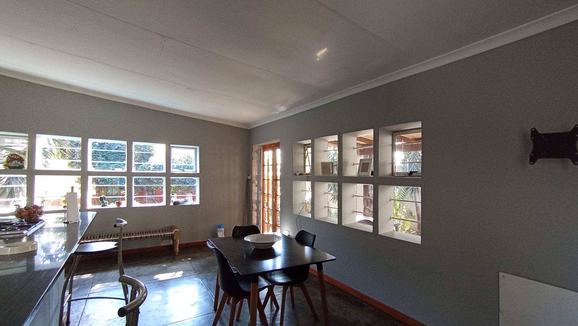 Dining Room - 19 square meters of property in Kensington - JHB
