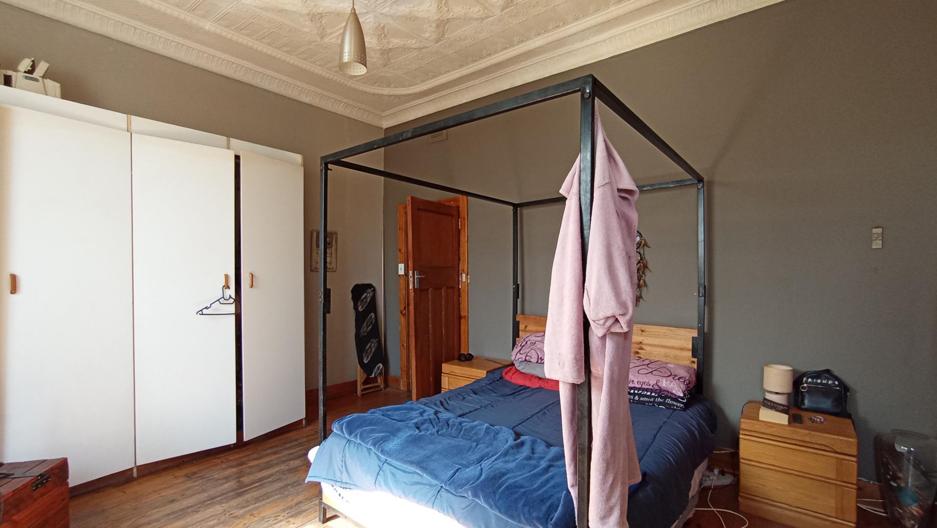 Main Bedroom - 21 square meters of property in Kensington - JHB