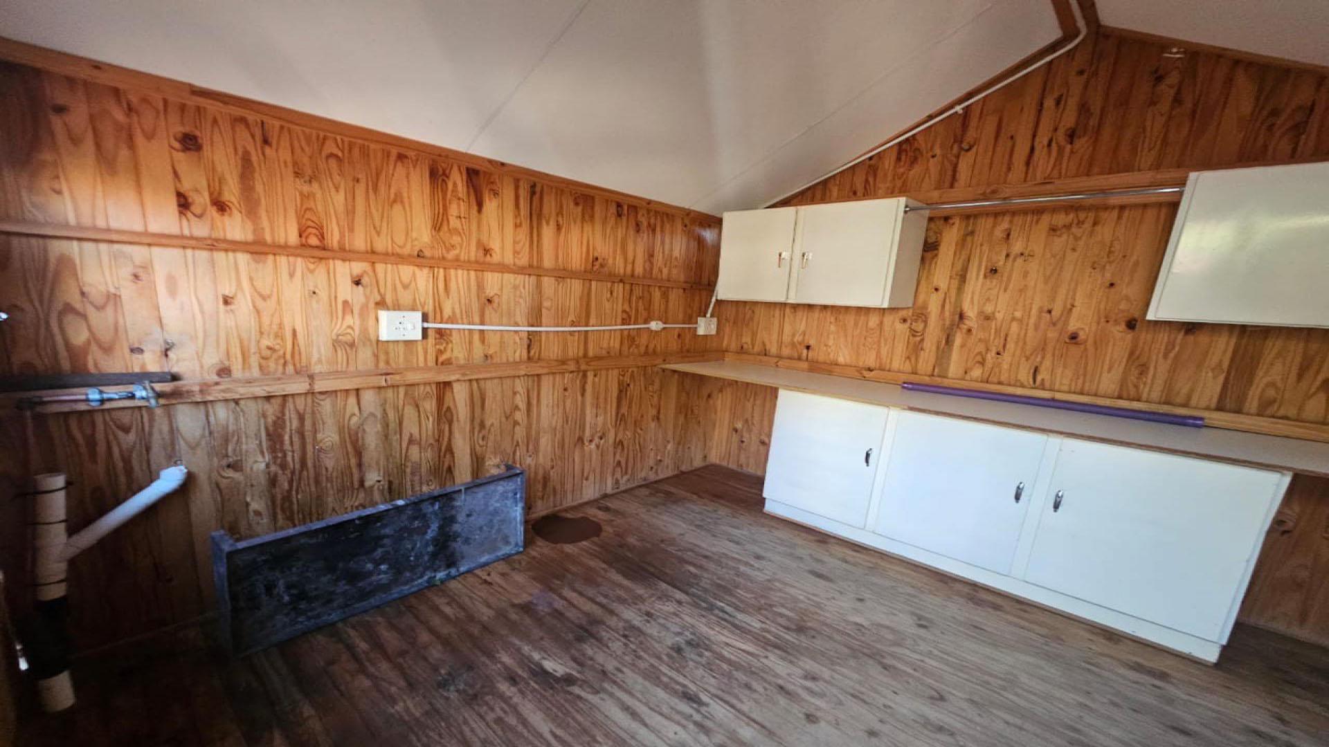 Bed Room 1 of property in Bendor