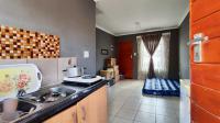 Kitchen - 5 square meters of property in Daveyton
