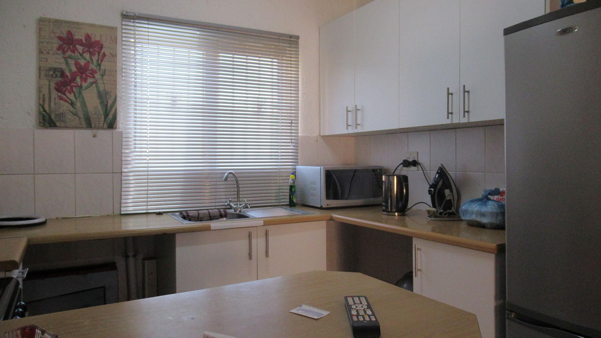 Kitchen - 7 square meters of property in Florida