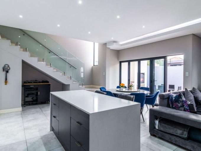 3 Bedroom Cluster for Sale For Sale in Bedfordview - MR679767