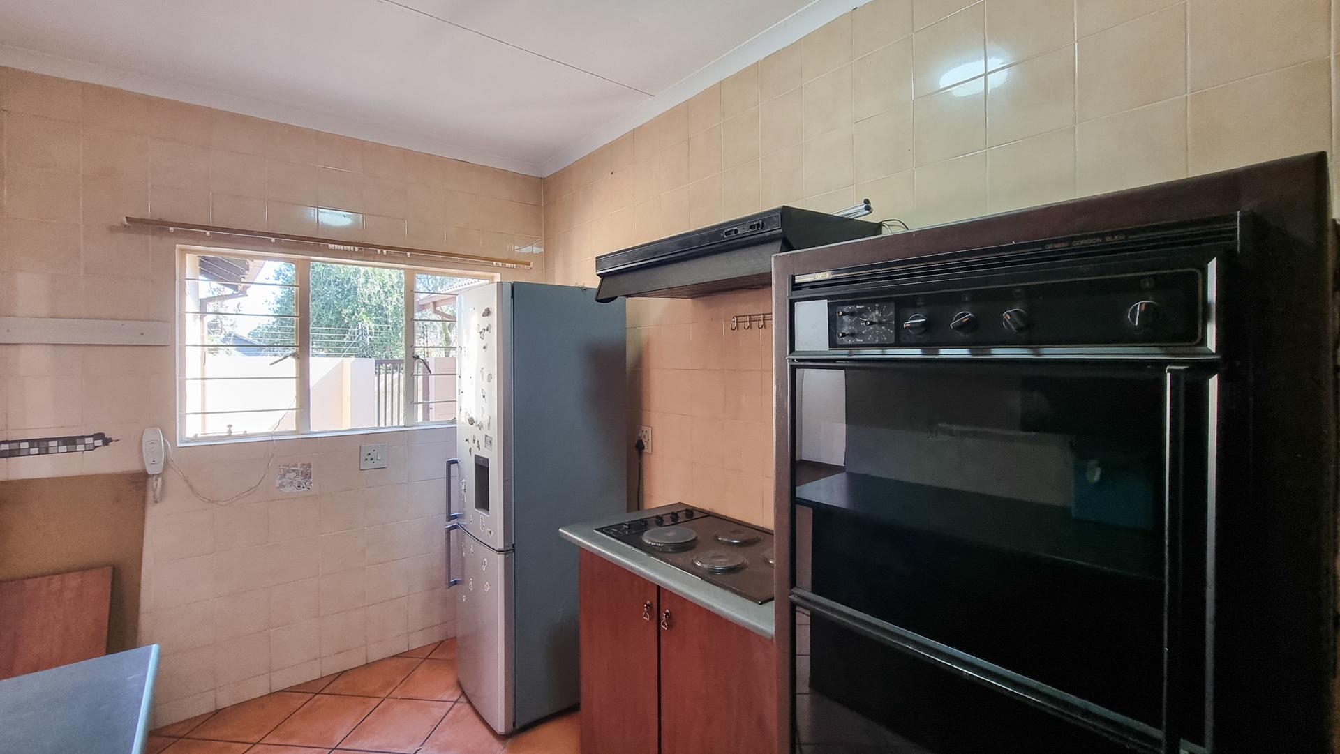 Kitchen of property in Middelburg - MP