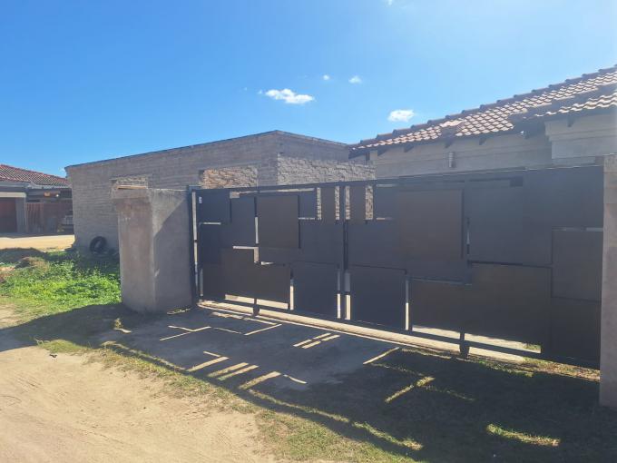 4 Bedroom House for Sale For Sale in Tekwane South - MR679779