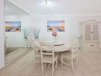 of property in Bloubergstrand