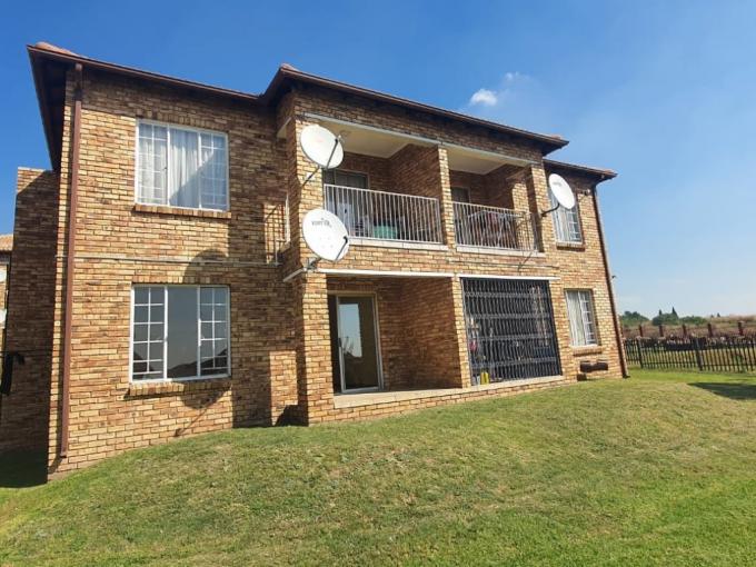 2 Bedroom Simplex for Sale For Sale in Elandspark - MR679789