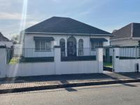 3 Bedroom 1 Bathroom House for Sale for sale in Glenwood - DBN