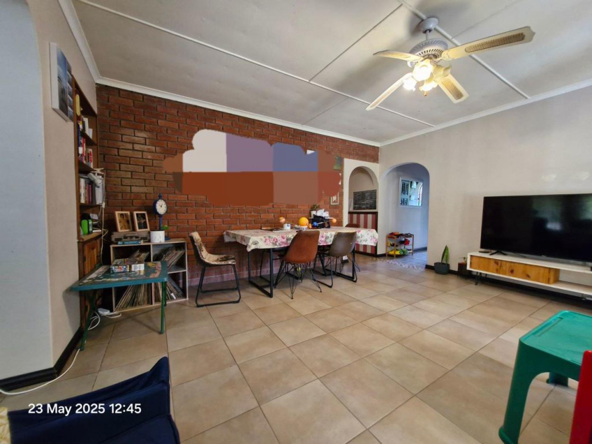  of property in Queensburgh