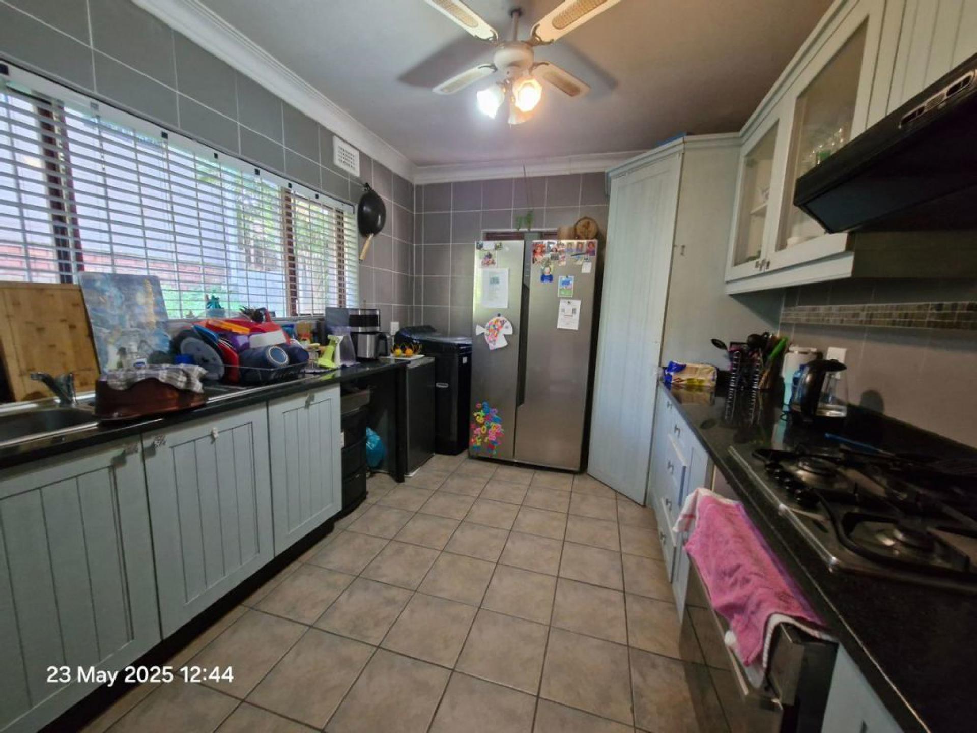  of property in Queensburgh