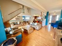  of property in Bassonia